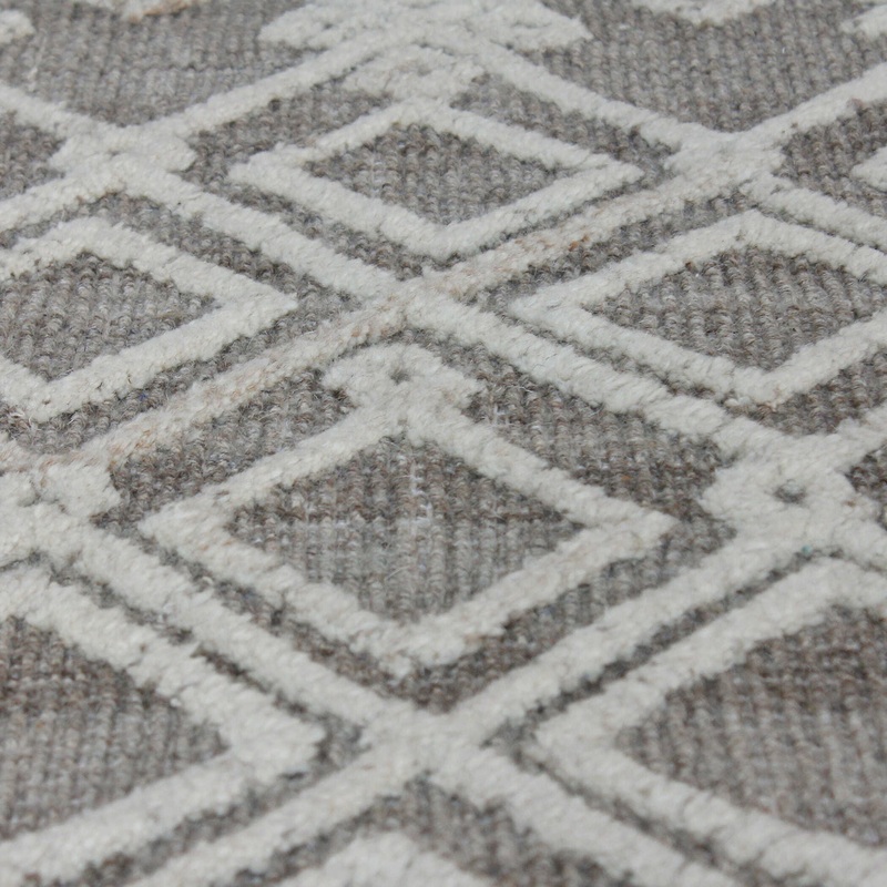 Sieano – 9 X 12 Rug – Gray-Ivory