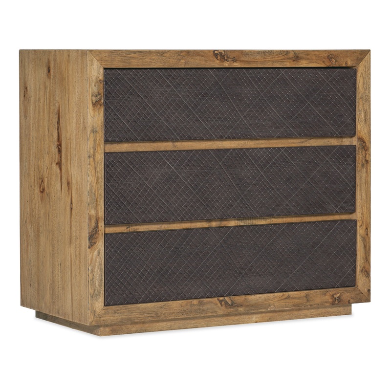 Big Sky – Bachelors Chest – 32″