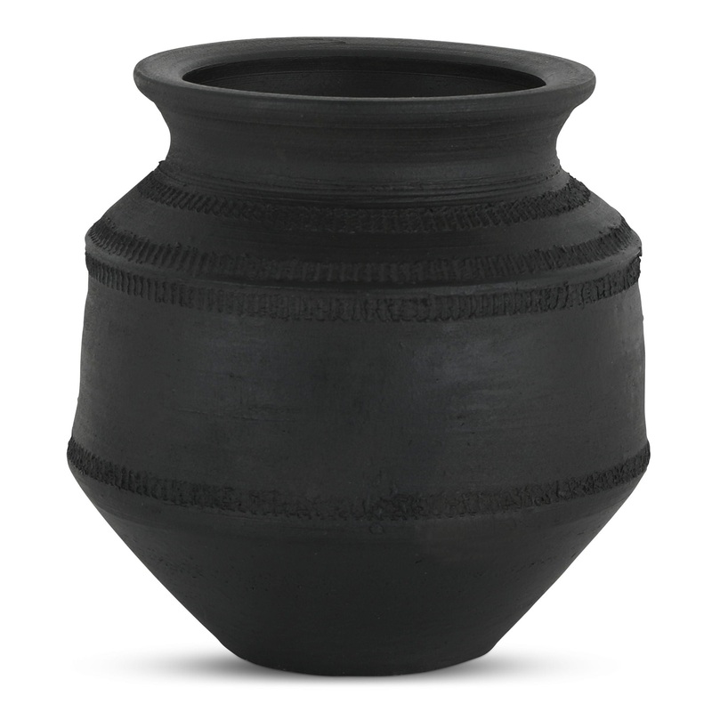 Astra – Terracotta Vessel – Black