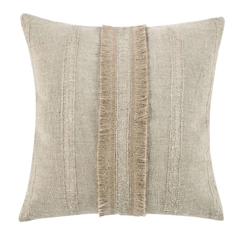 Timeless – TL Valley Pillow – Natural