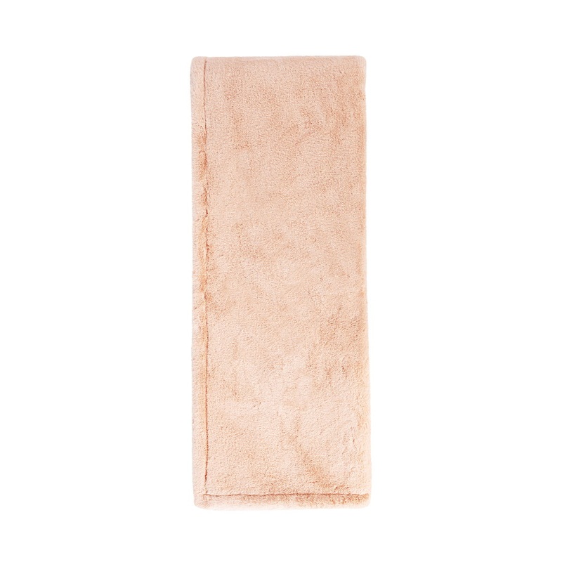 Throws – 50″ x 70″ Taiga Throw – Faux Fur Peach