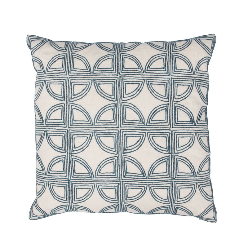 VC Elea – 22″ x 22″ Pillow