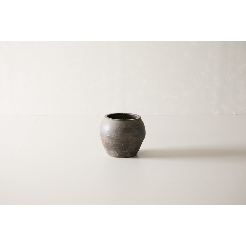 Small Vintage Shanxi Water Pot – Circa 1945