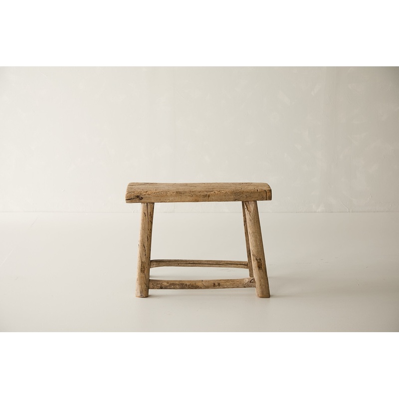(GAZ154-AF18) Vintage Ranch Stool (27x10x20)