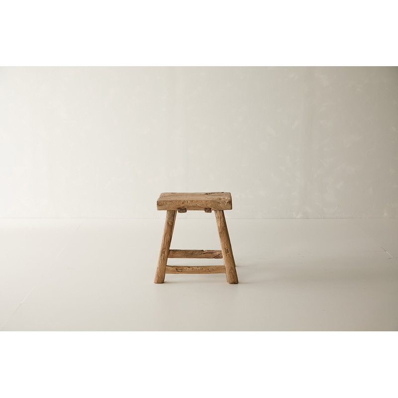 (GAZ154-AF20) Vintage Ranch Stool (18x14x21)