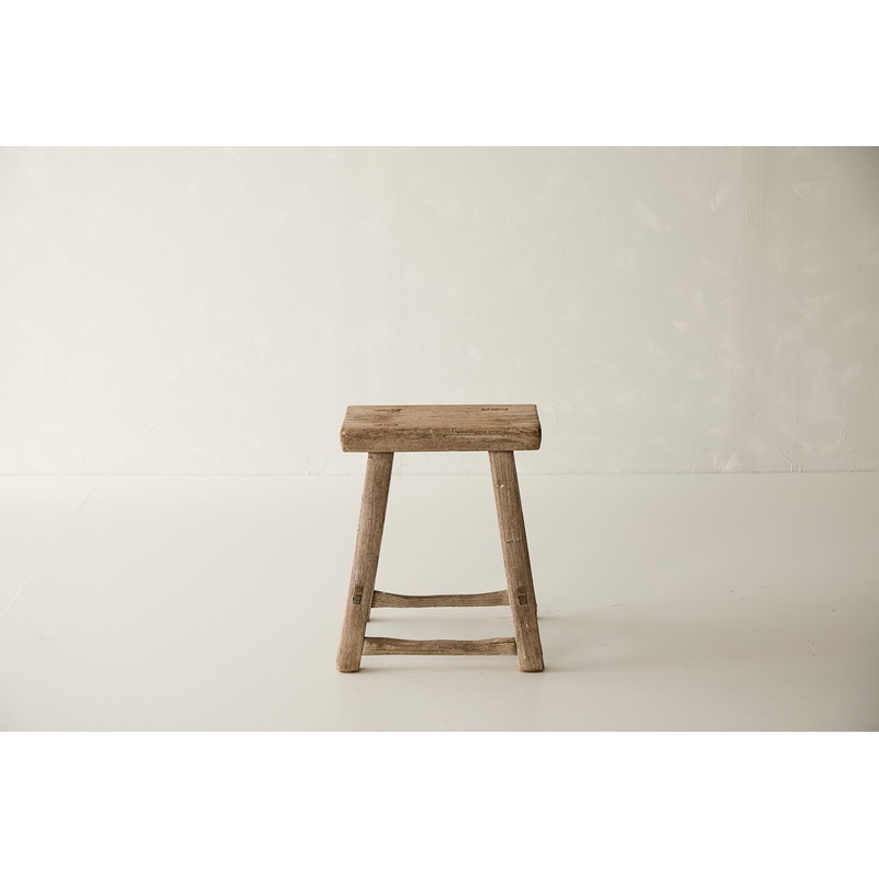 (GAZ154-AF23) Vintage Ranch Stool (17x11x21)