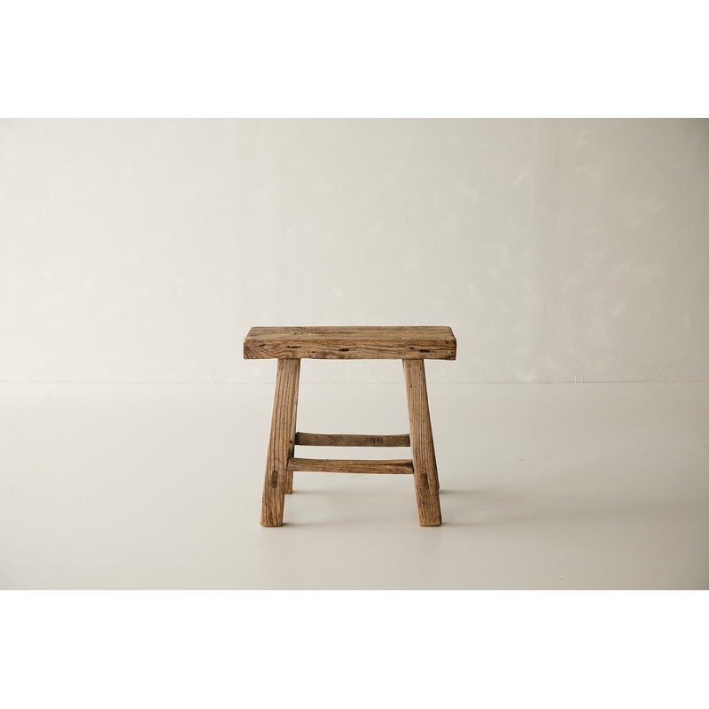 (GAZ154-AF26) Vintage Ranch Stool (24x11x21)