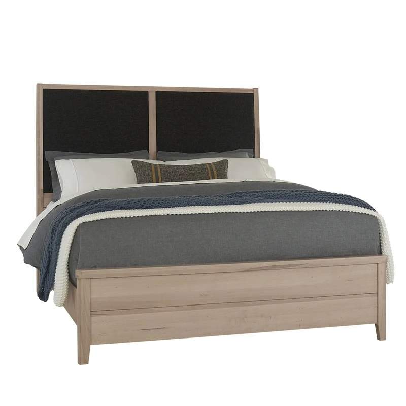 Woodbridge – King Upholstered Bed With Black Fabric – Clear Maple