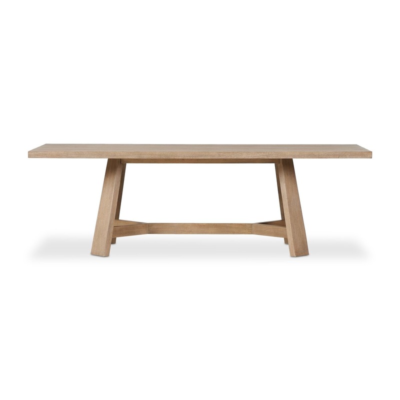Munich Dining Table – Warn Natural Oak Veneer