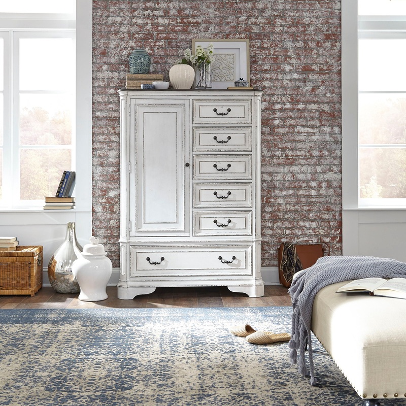 Magnolia Manor – Master Chest – White