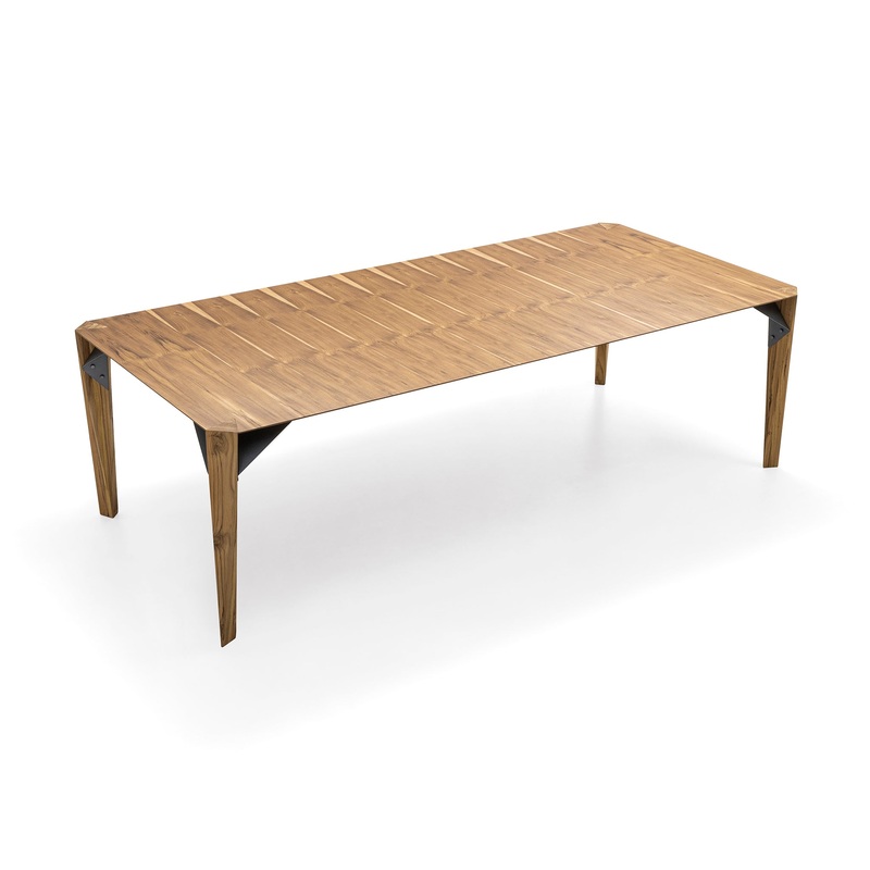 ARAU Dining Table in Walnut and Black 137″