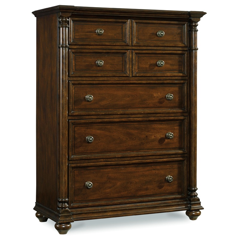 Leesburg – Chest