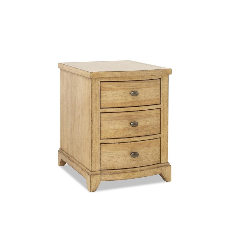 Today’s Traditions – Chairside Chest